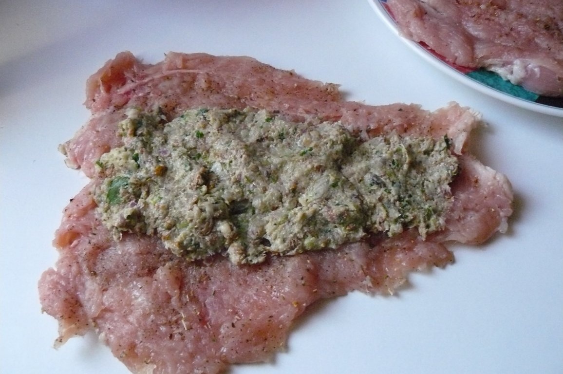 Ruladă de curcan cu ciuperci