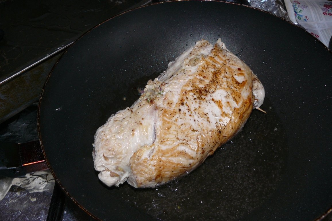 Ruladă de curcan cu ciuperci