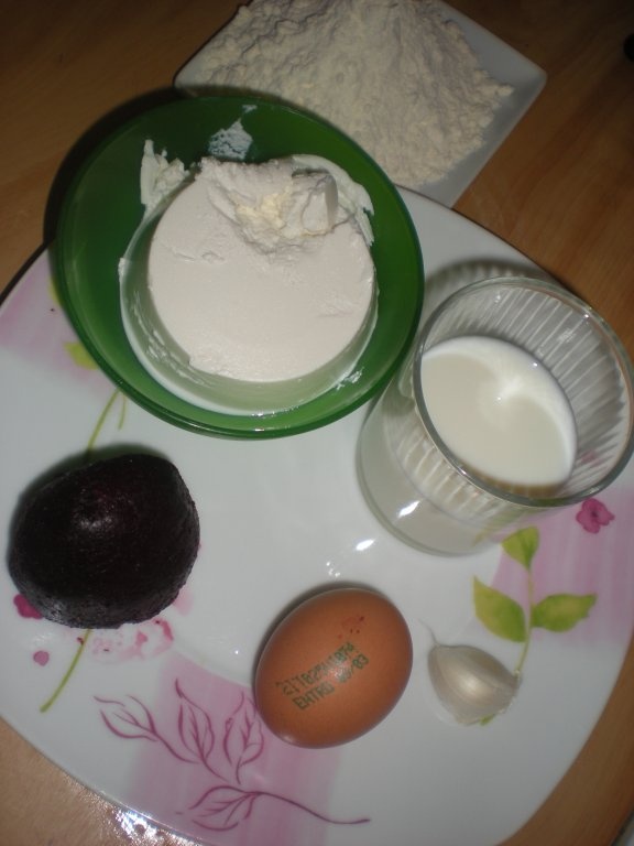 Rulada de sfecla cu branza