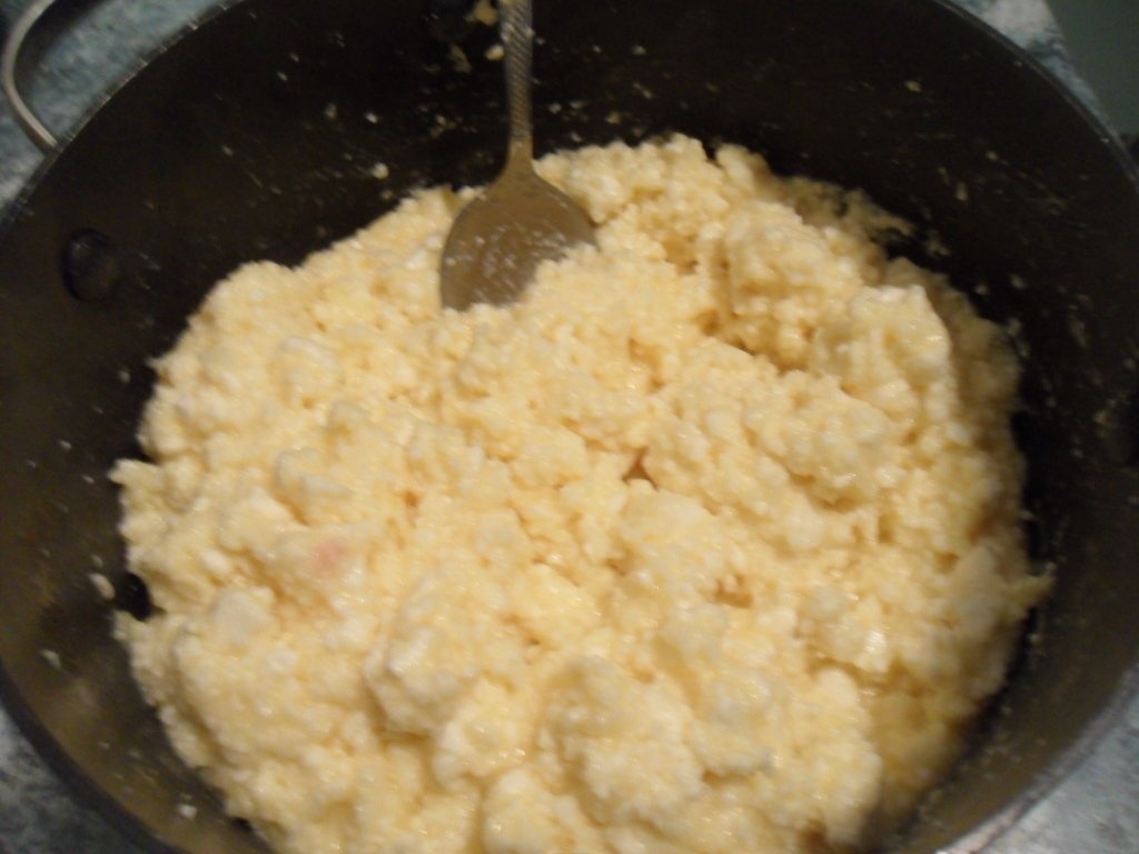 Placinta cu branza dulce si nuci