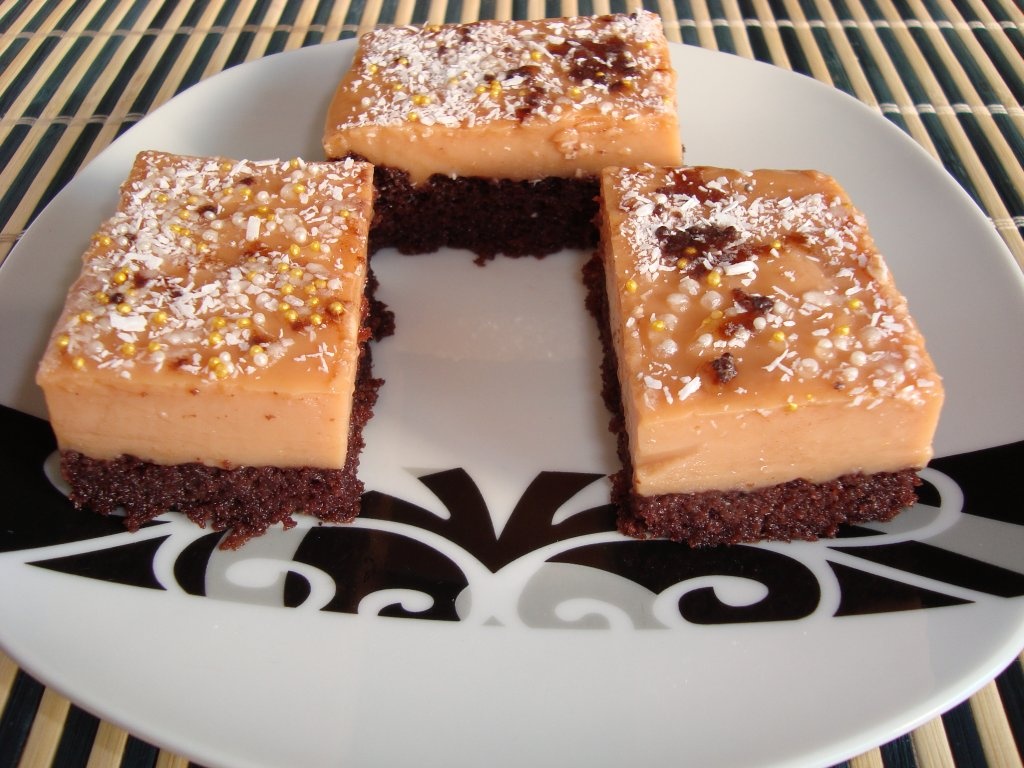 Prajitura pufoasa cu budinca