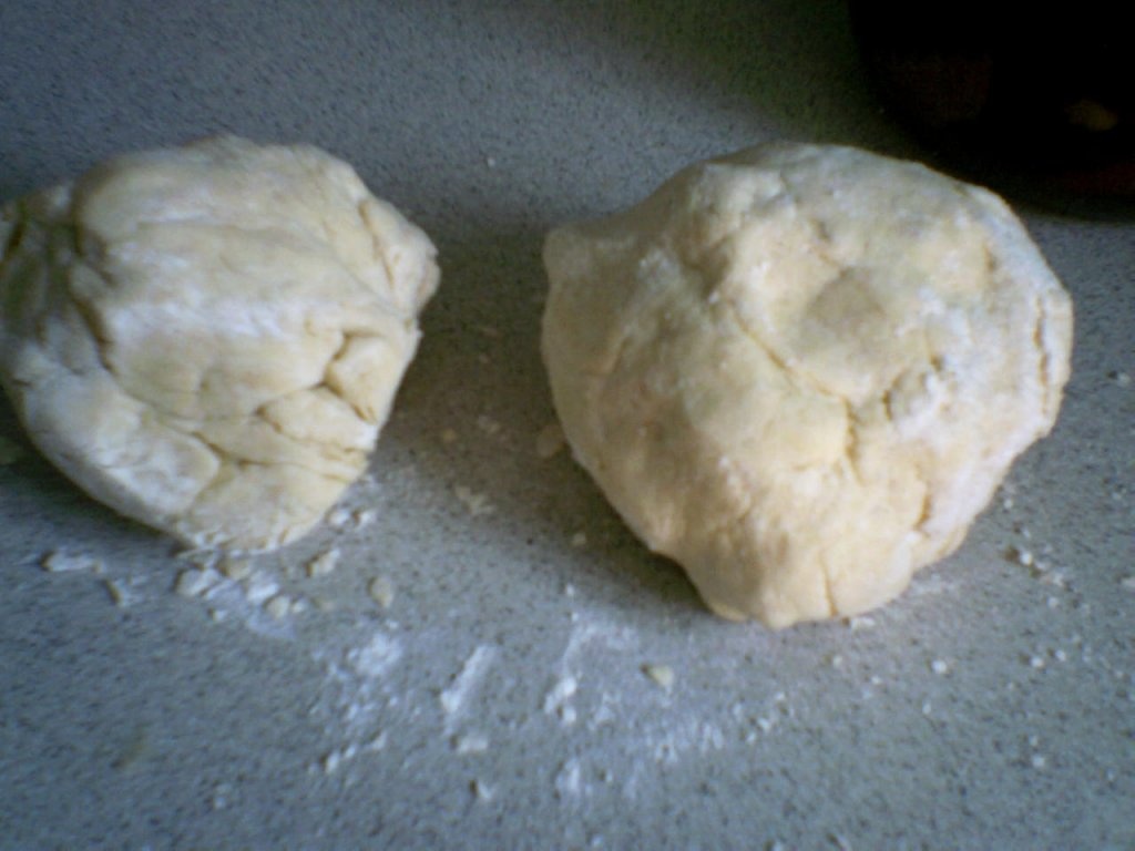 Placinta cu carne de pui