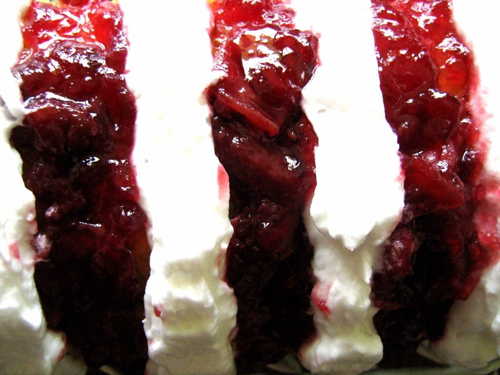 Prajitura fara zahar - rulada perfecta pentru dieta sau diabet