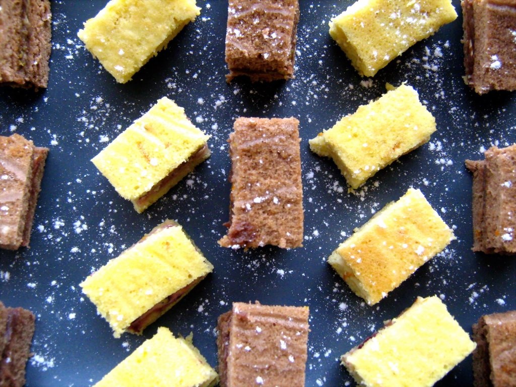 Prajiturele fara zahar cu gem dietetic si crema