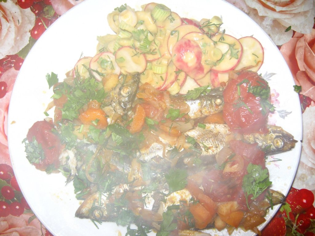 Hering la cuptor cu salata