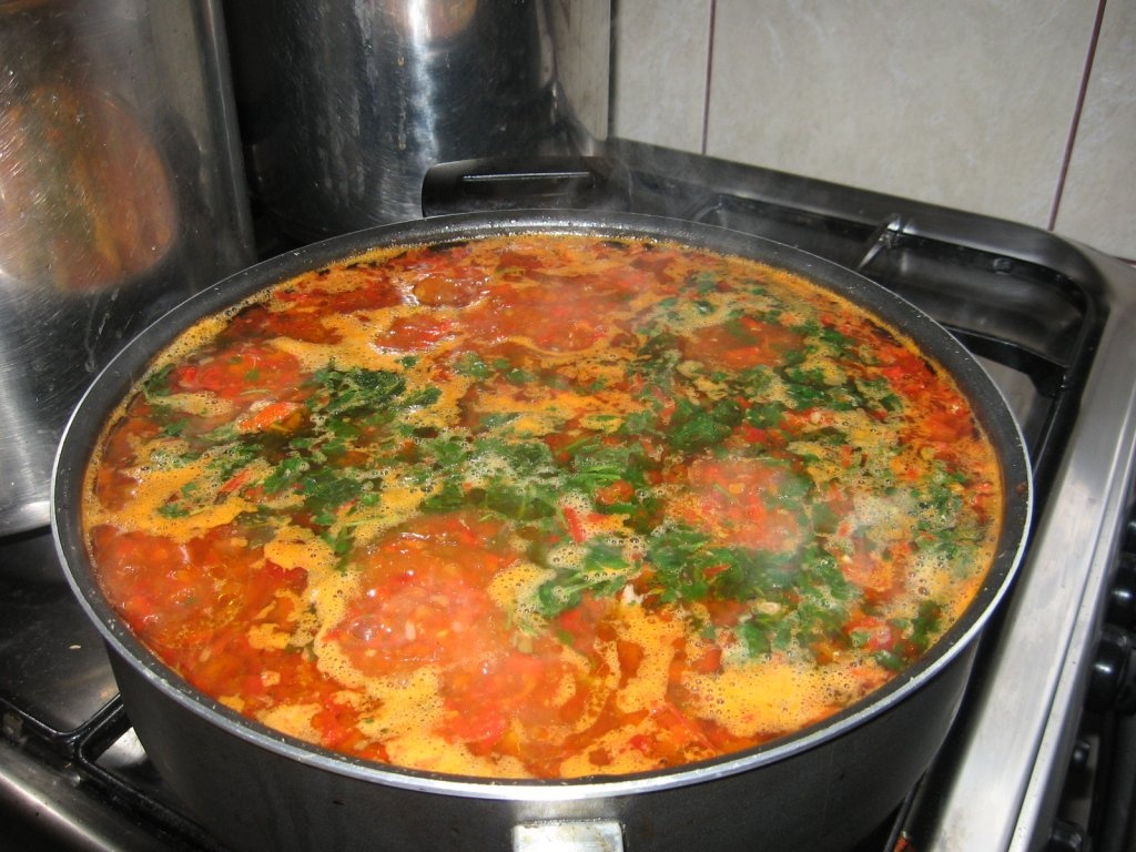 Pilaf cu carne de gaina si ardei copti