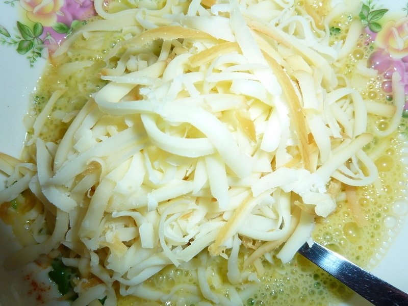 Placinta cu brocoli si conopida