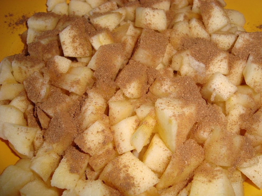 Salata de stafide, mere si smochine