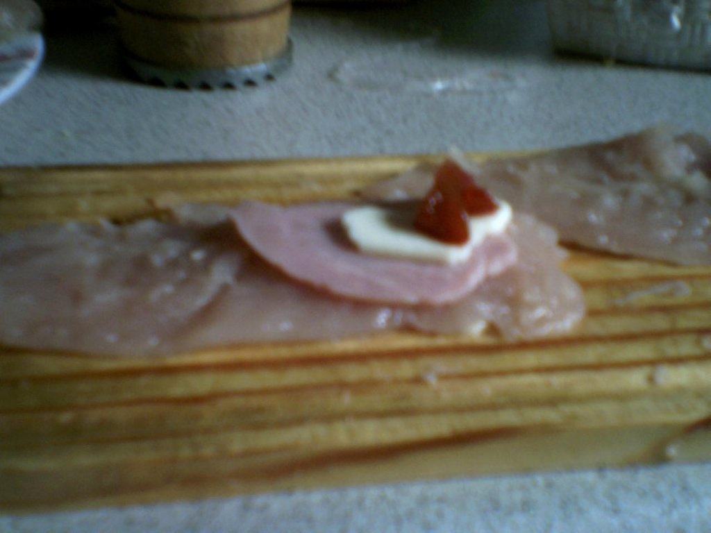 Rulou  de pui cu garnitura de legume