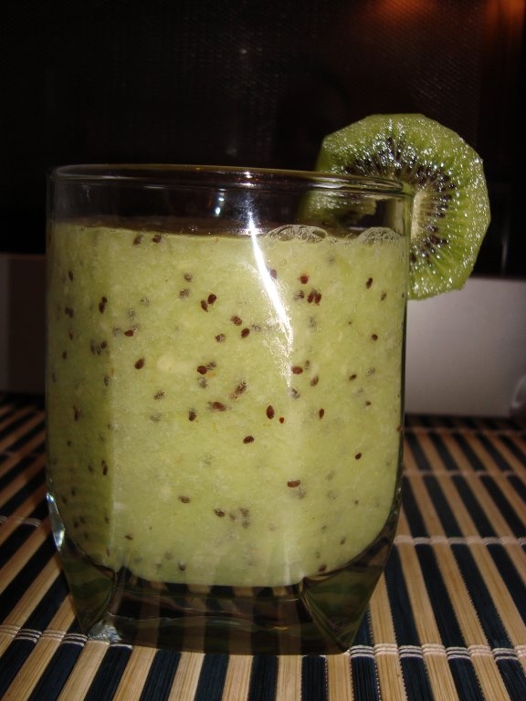 Suc de kiwi cu banane