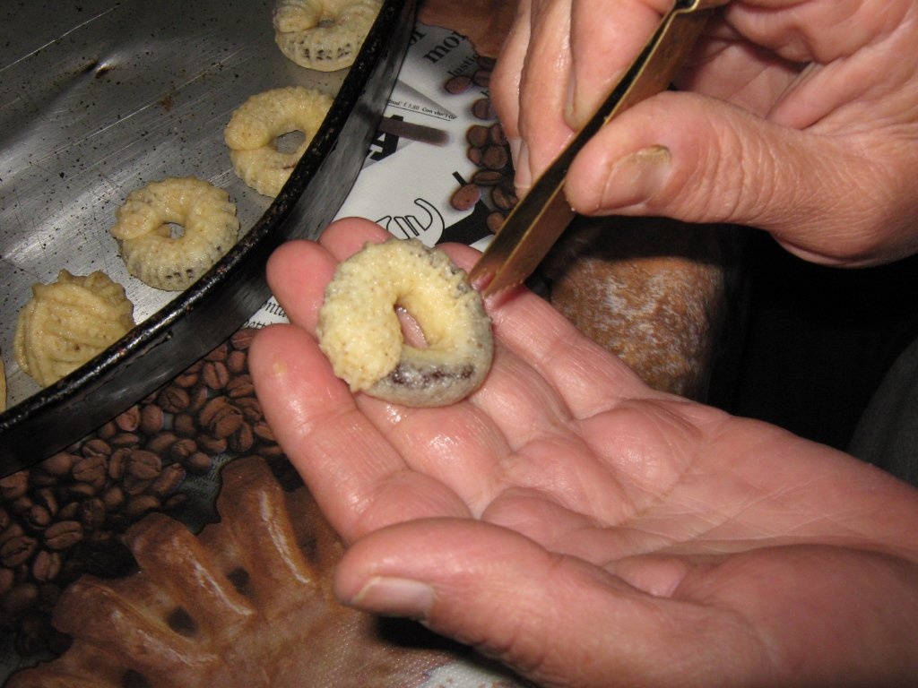 "Mamool"- Prajituri arabesti de Sarbatori