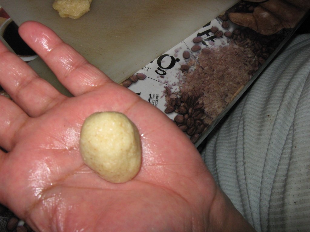 "Mamool"- Prajituri arabesti de Sarbatori