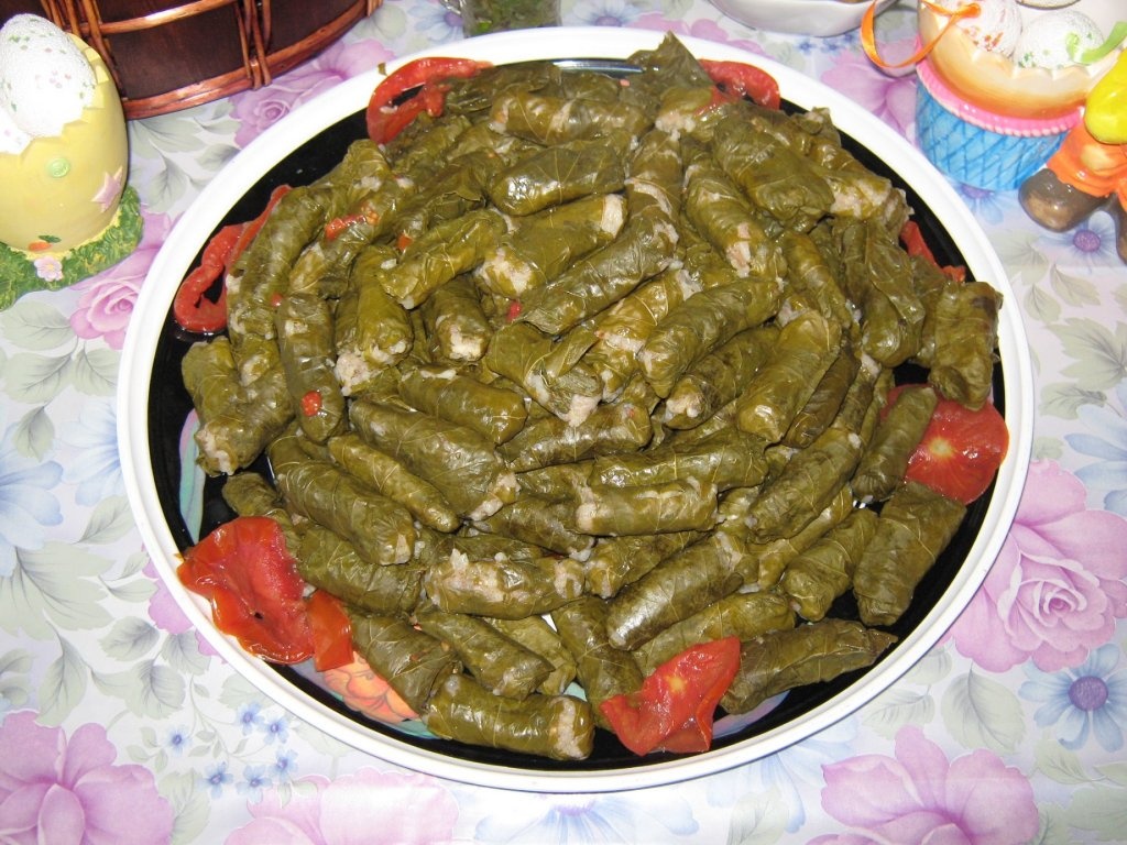 Sarmalute in foi de vita cu carne de oaie-reteta araba