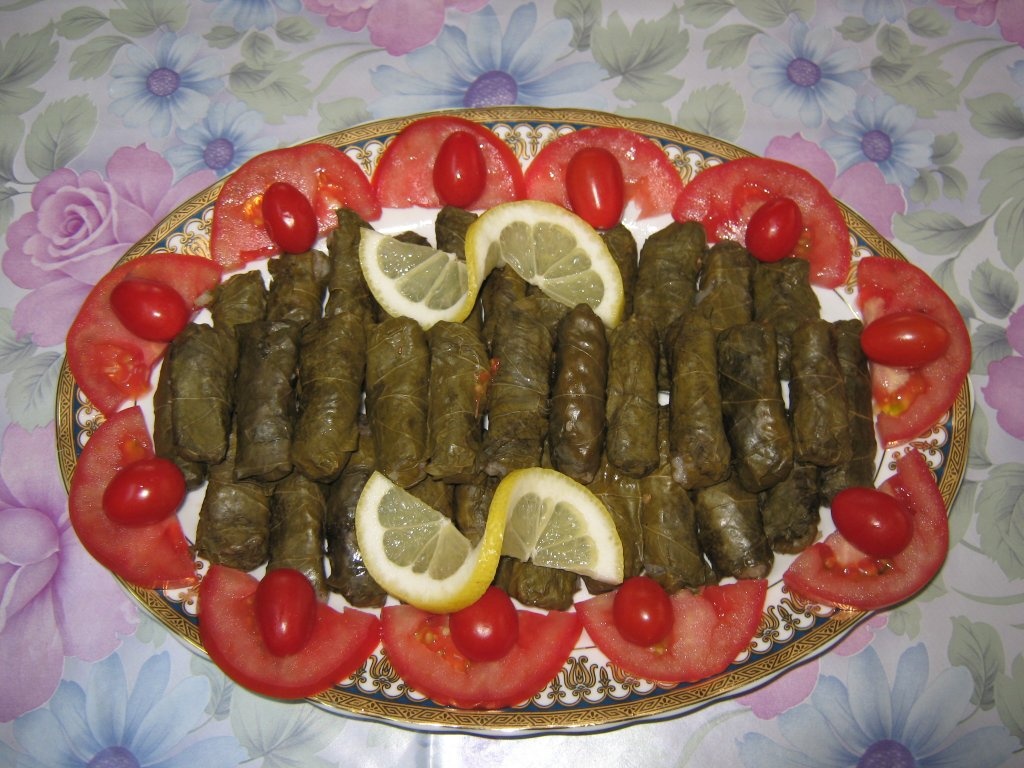 Sarmalute in foi de vita cu carne de oaie-reteta araba