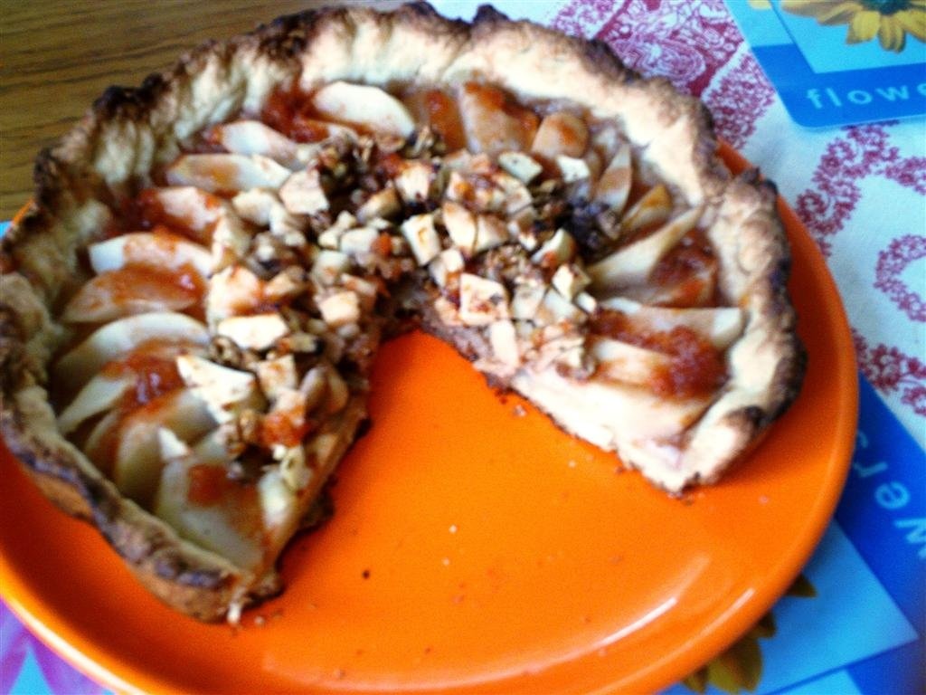 Tarta cu mere, nuci si pere