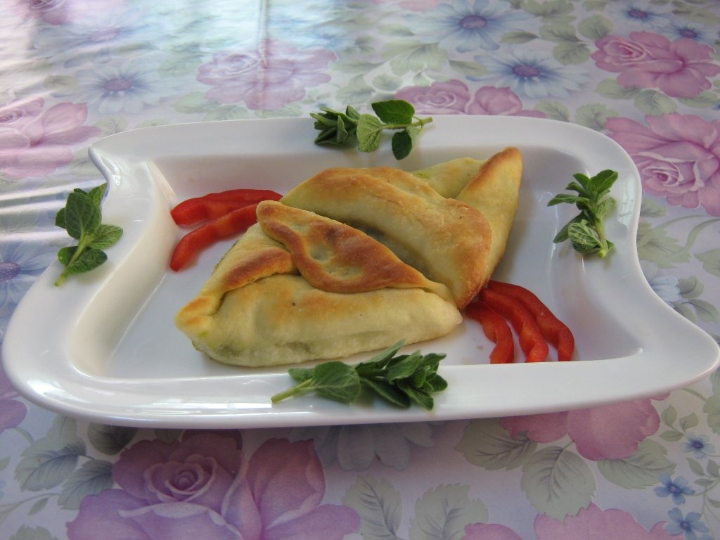 "Fatayer sabanegh"- Placinte arabesti cu spanac