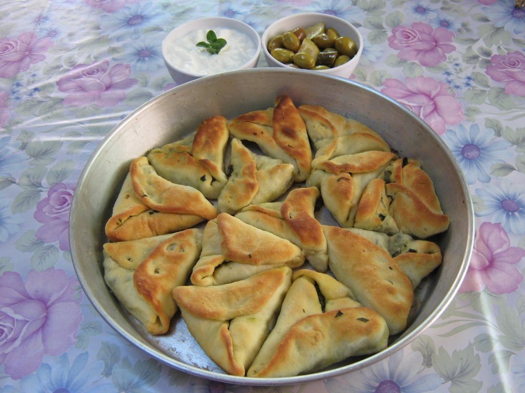 "Fatayer sabanegh"- Placinte arabesti cu spanac