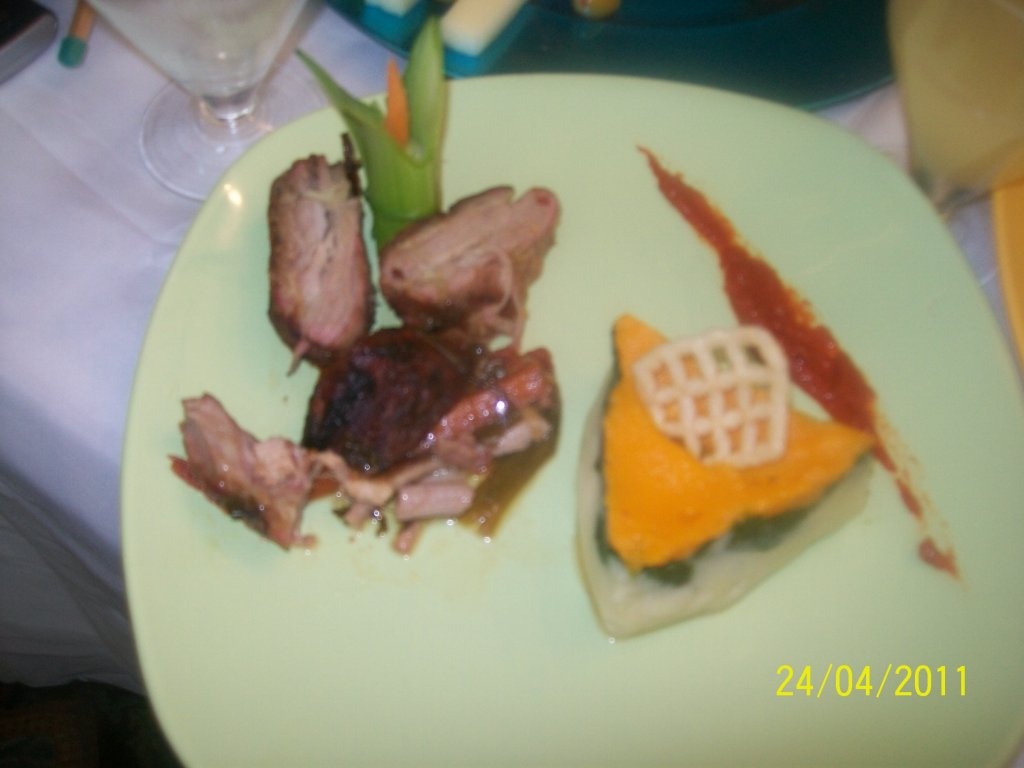 Muschi de porc la tava