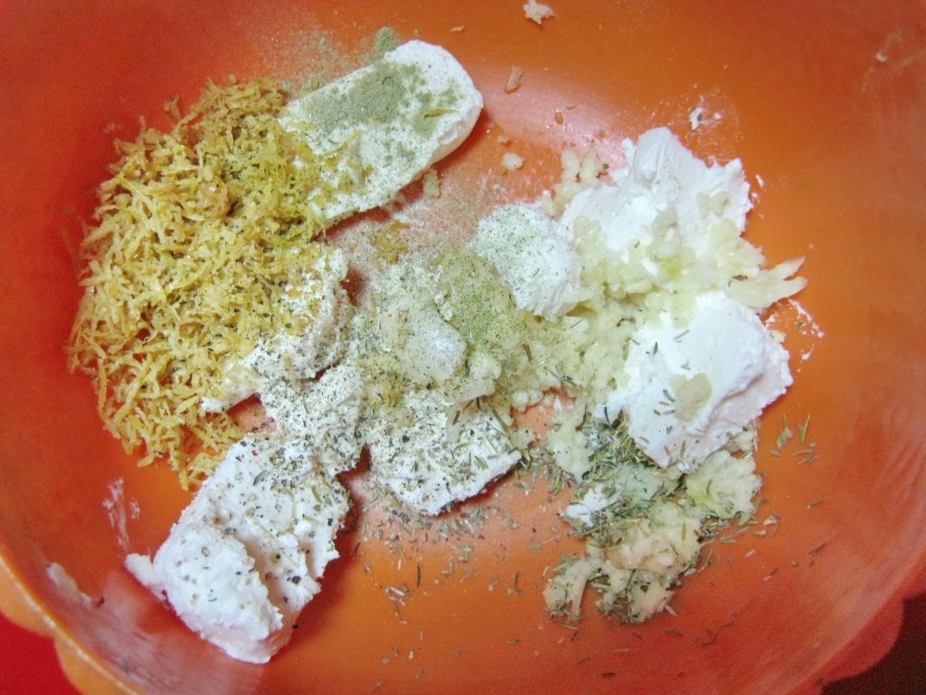 Pulpe coapte in unt aromatizat cu legume la cuptor