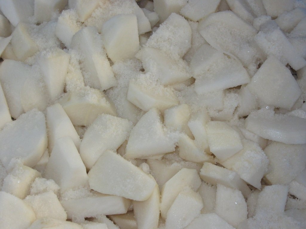 Micul dejun arab-5.Ridichi albe murate( pentru Ade)