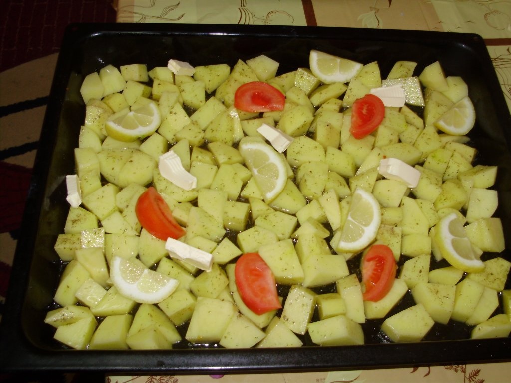 Peste cu cartofi la cuptor