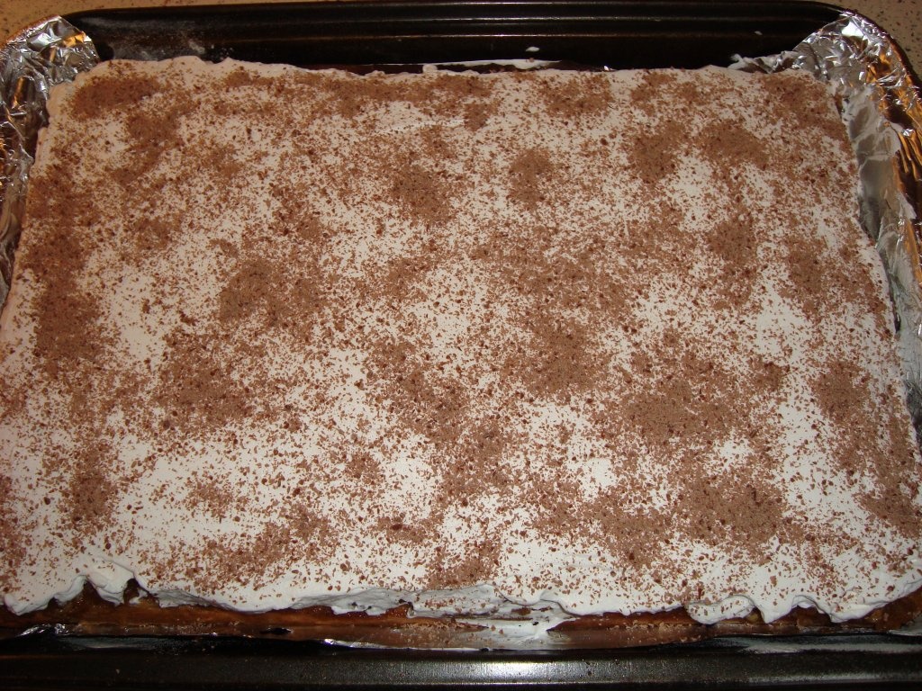 Prajitura cu mere si frisca