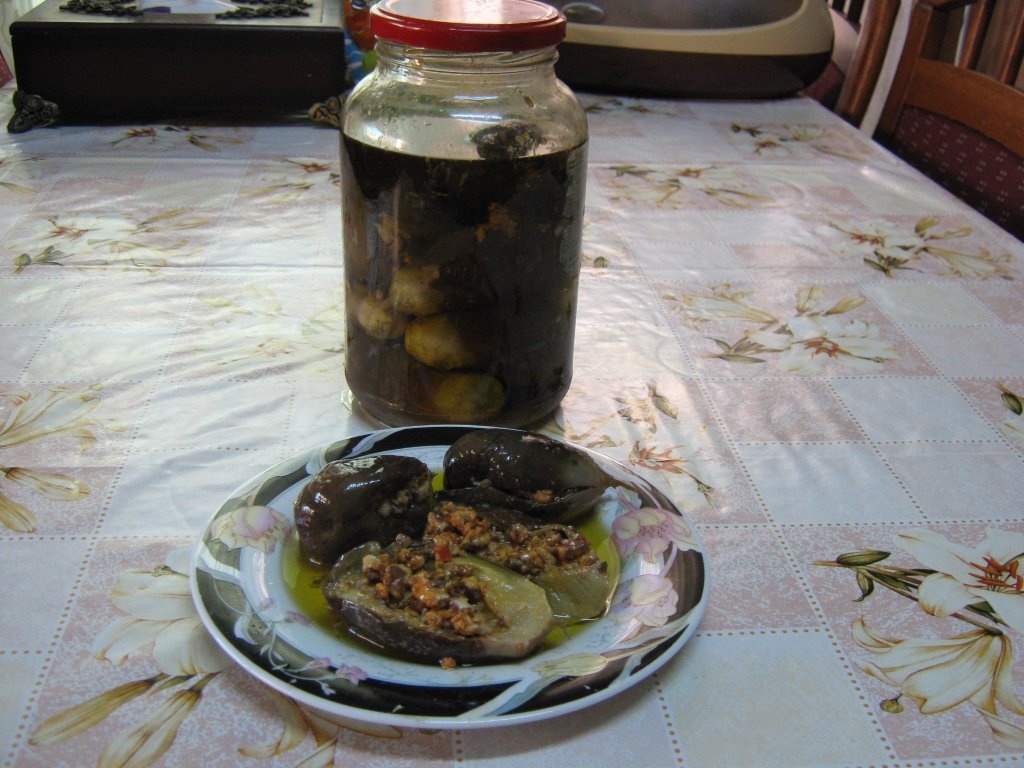 Micul dejun arab-6."Maqdus": vinete umplute in ulei de masline