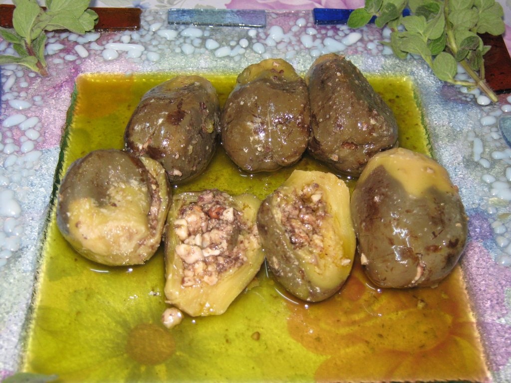 Micul dejun arab-6."Maqdus": vinete umplute in ulei de masline