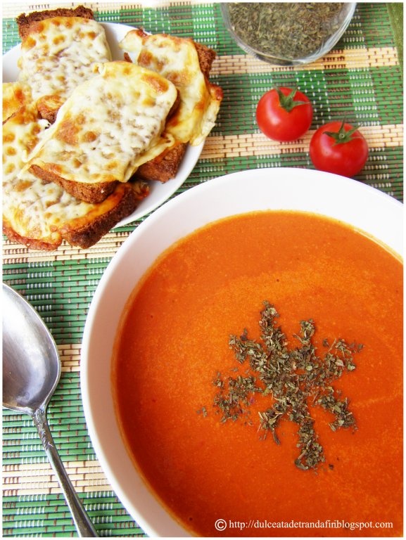 Supa crema de rosii cu mascarpone