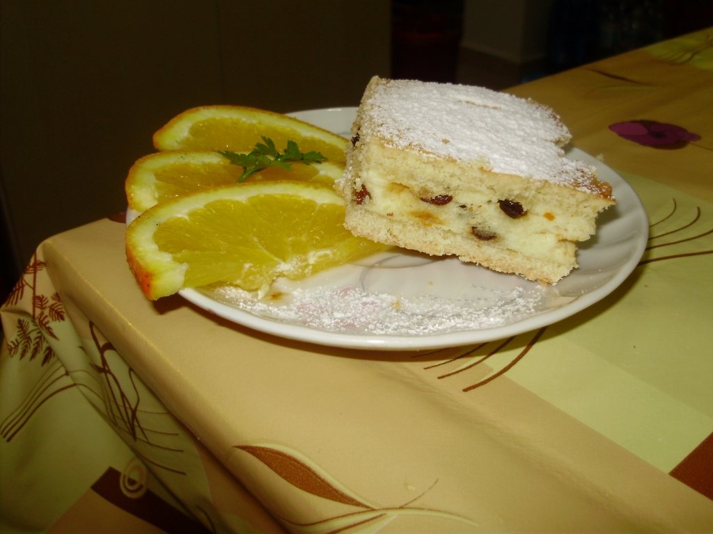 Placinta cu branza si stafide