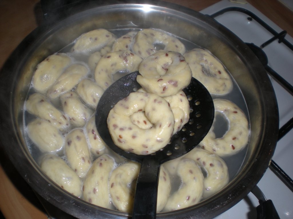 Covrigi cu seminte de in