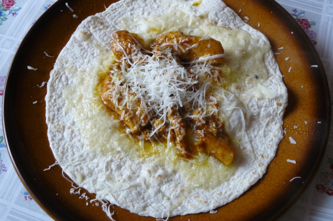 Piept de pui marinat de 1 Mai(Enchiladas adaptat )