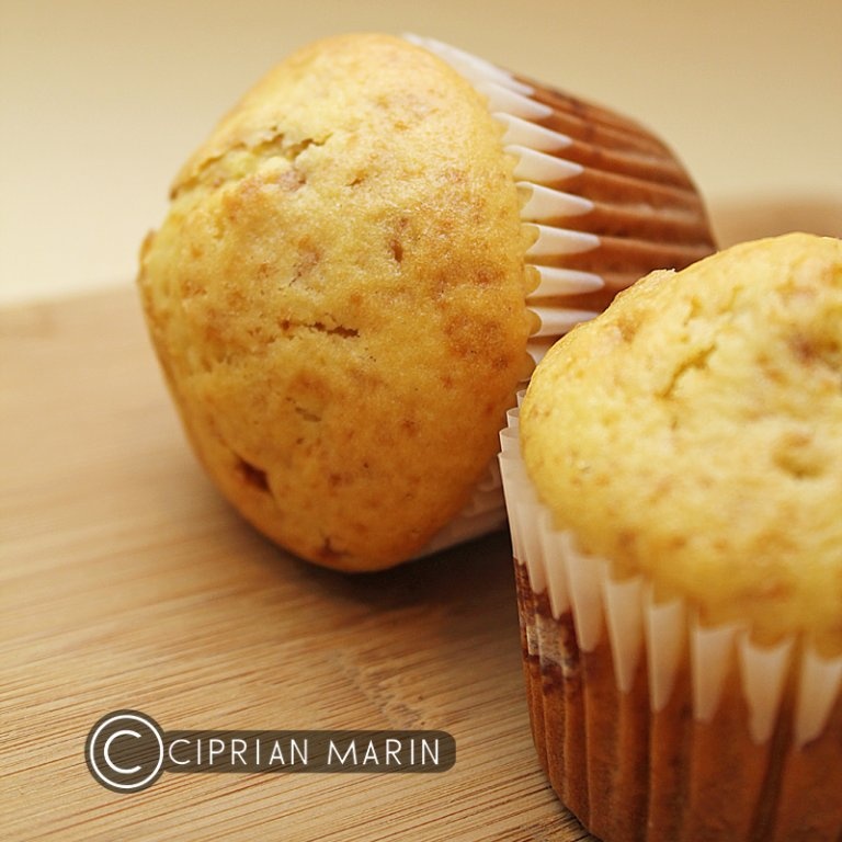 Briose cu dulceata de mure