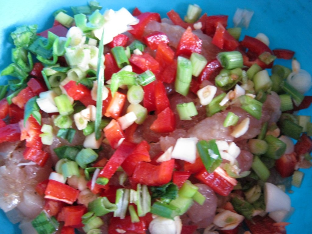 Dovlecei umpluti cu carne de pui