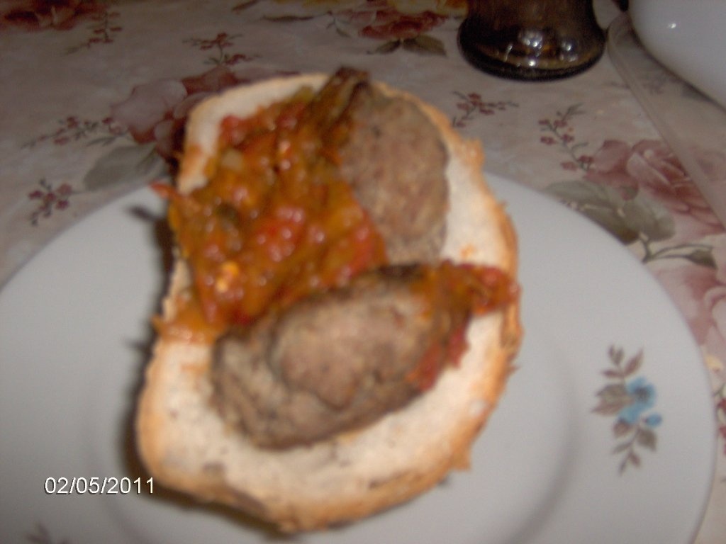 Chiftelute in sos de legume