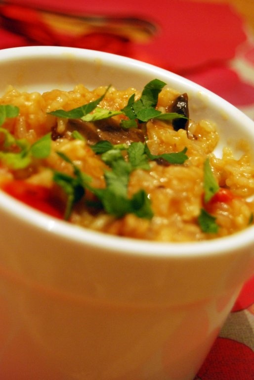 Orez cu ciuperci si carne de porc la cuptor