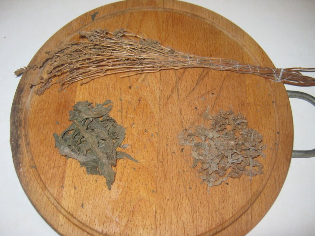 Ciolan afumat pe pat de legume