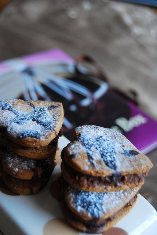 Biscuiti cu migdale si ciocolata