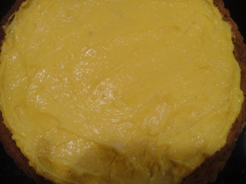 Tarta cu capsuni si caise