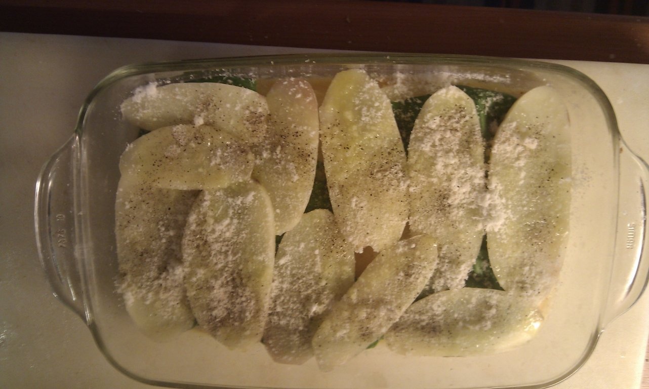 Omleta cu cartofi si busuioc la cuptor