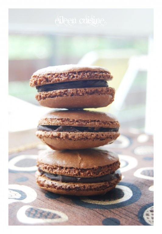 Macarons cu ciocolata