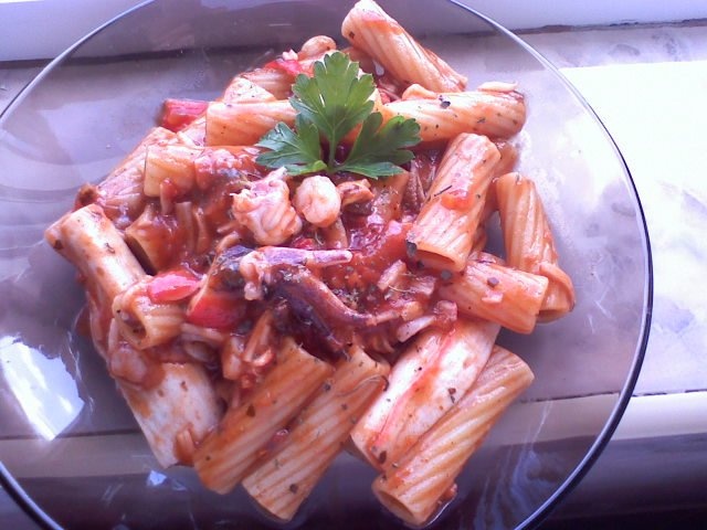 Tortiglioni cu fructe de mare