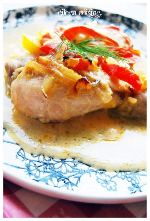 Piept de pui cu crema cheddar