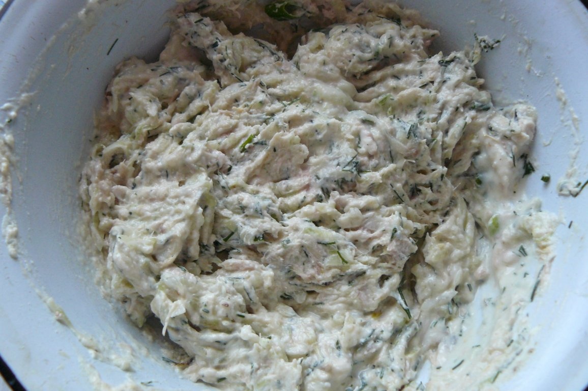 Pastă de ton şi brânză de vaci în stil câmpenesc(şi o variantă sofisticată)