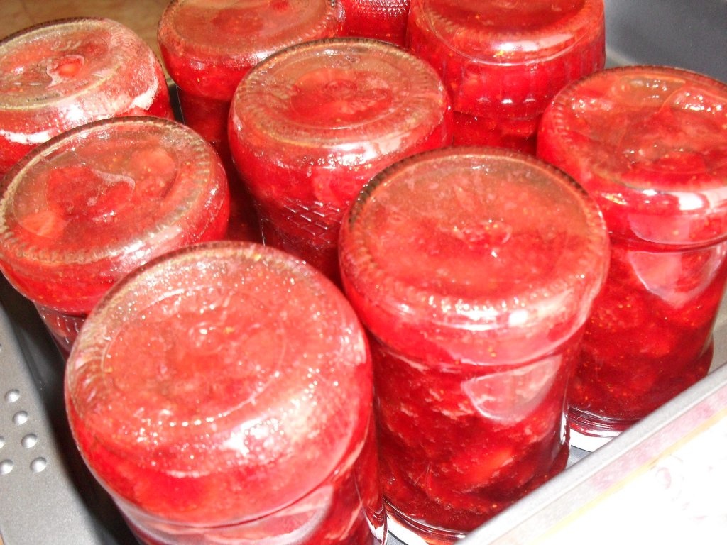 Dulceaţă de căpsuni reţetă cu gel fix 3x1