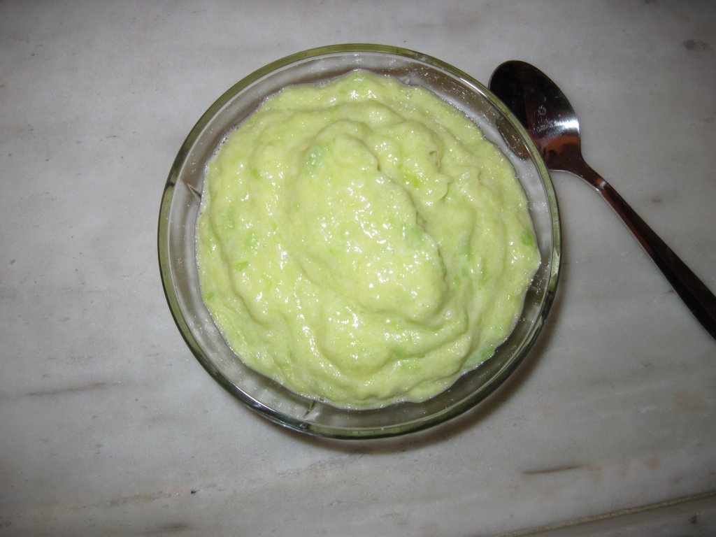 Crema de dovlecei cu usturoi