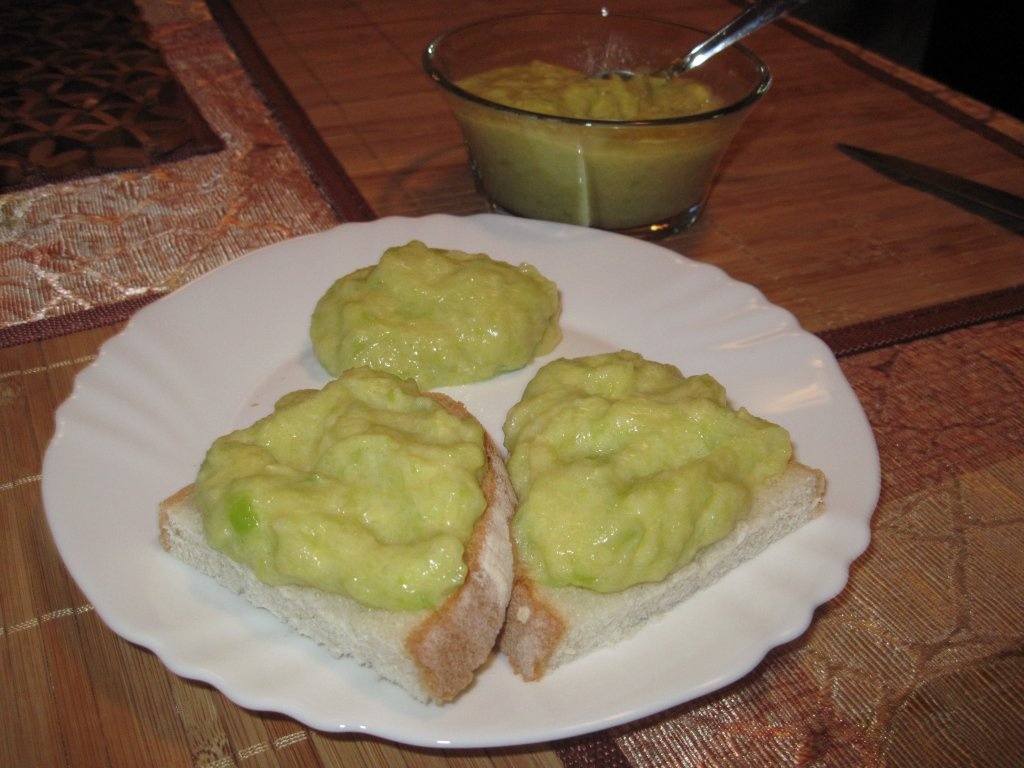 Crema de dovlecei cu usturoi