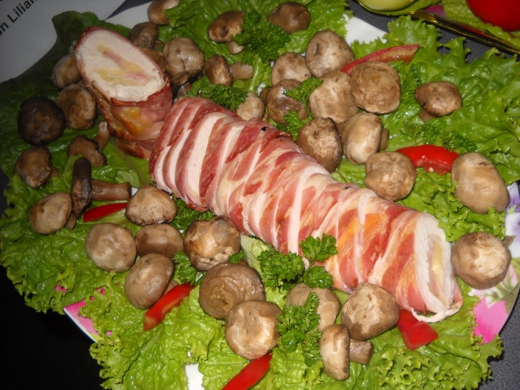 Rulada din piept de pui