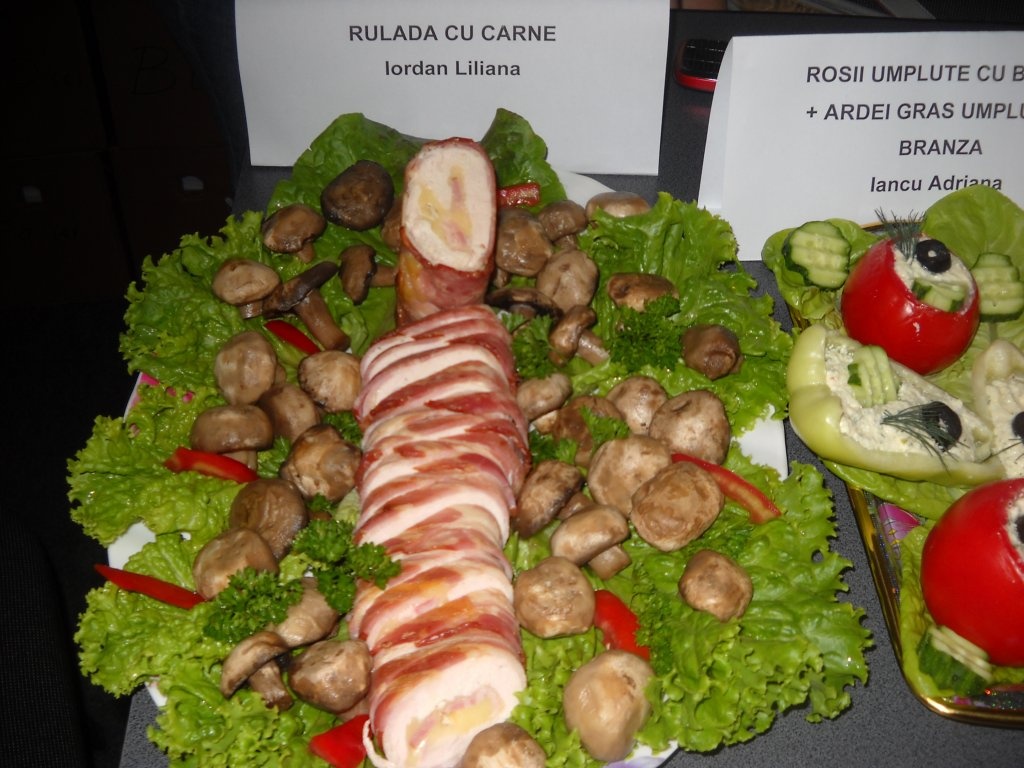 Rulada din piept de pui