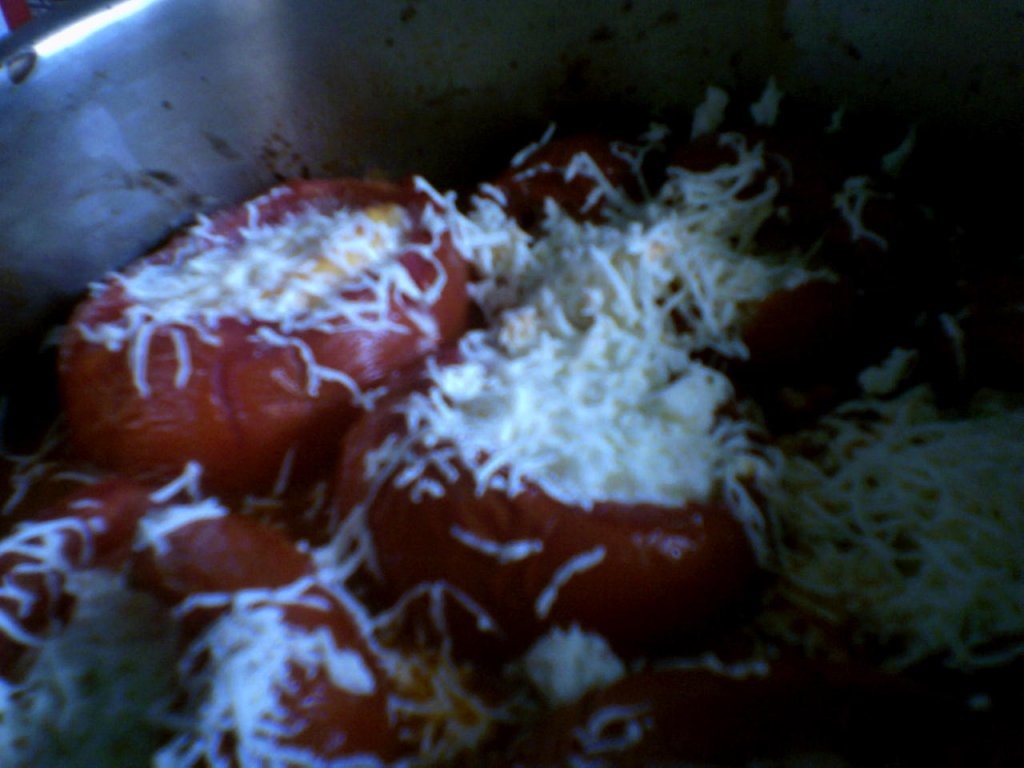 Rosii umplute cu oua